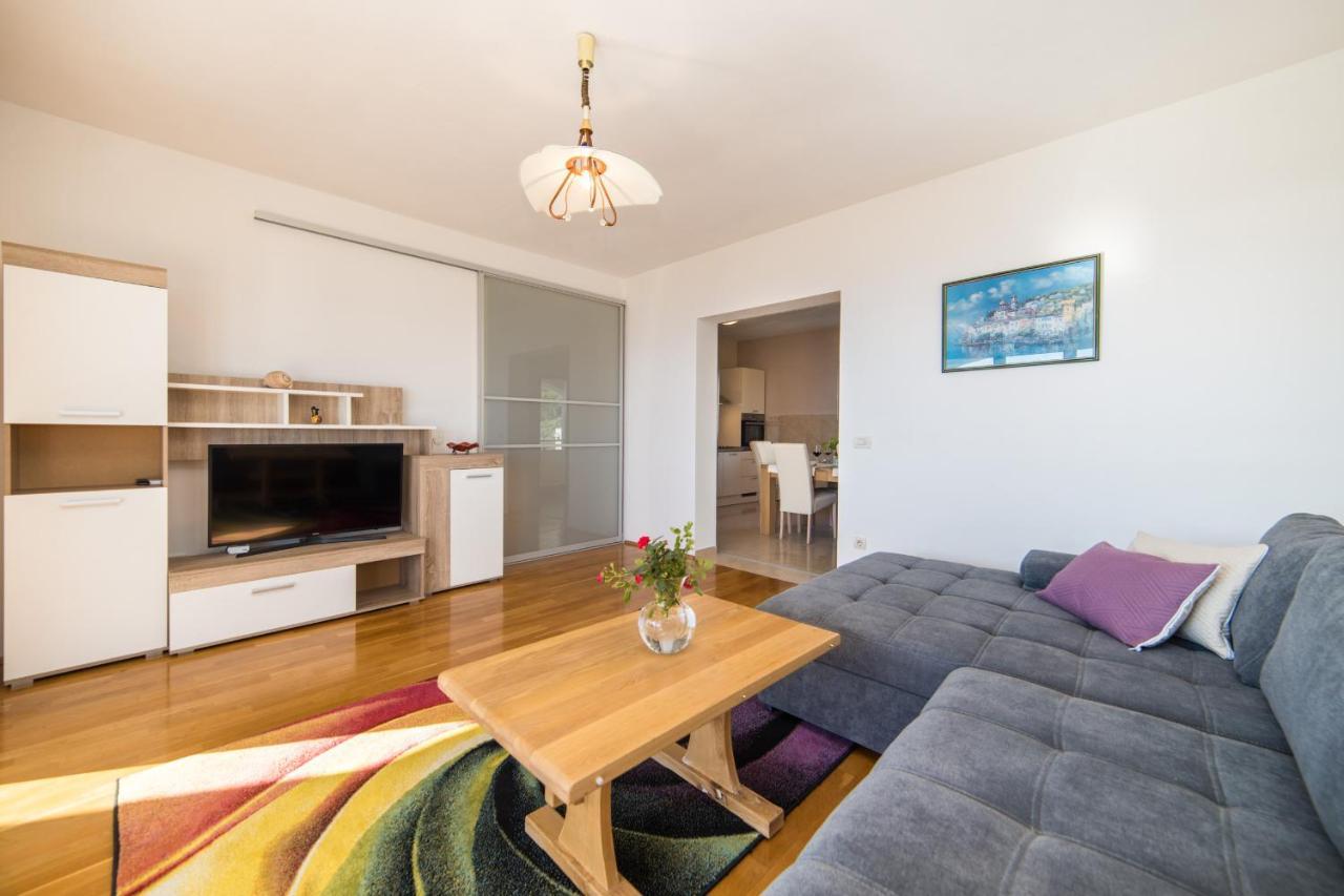 Apartment Biokovo Макарска Экстерьер фото